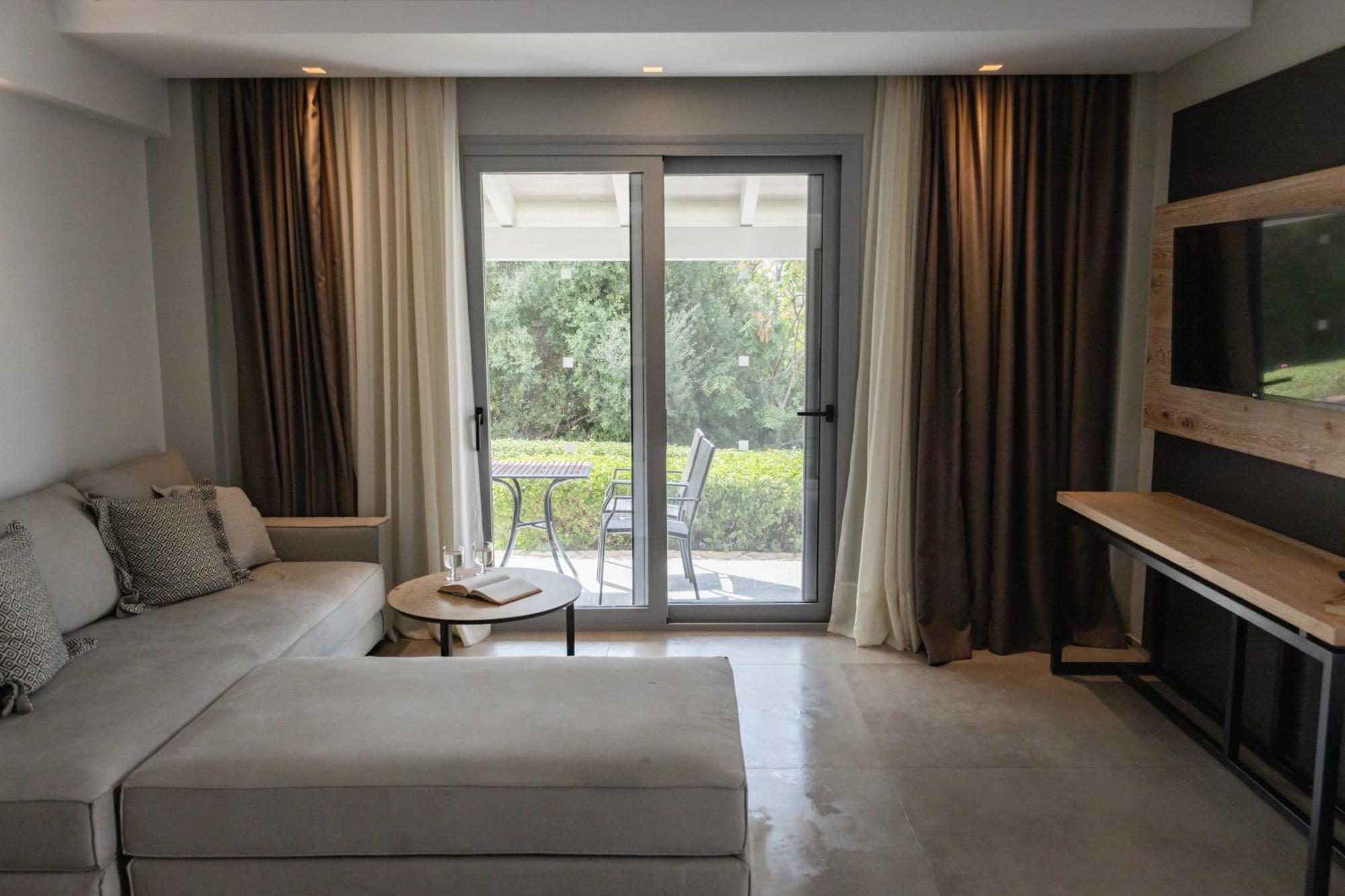 Movenpick Resort Agios Nikolaos Sivota Esterno foto